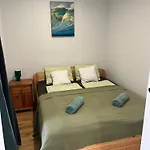 アパート Rori Apartmanhazak バラトンレッレ