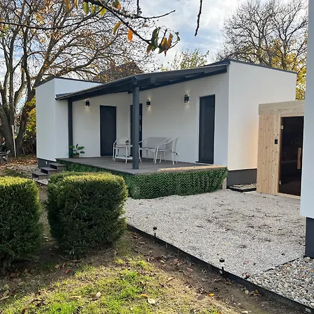 Apartman Rori *