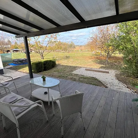 Lägenhet Rori Apartmanhazak